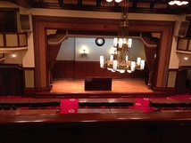 歴史的建造物である神奈川県庁の会議室でミュージカルレビューを行います。出演者募集！！