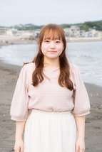 原田栞那