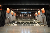 あかがねミュージアム・多目的ホール