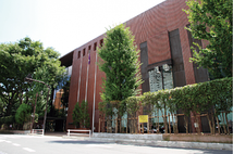 新宿区立新宿文化センター