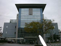 飯塚市イイヅカコミュニティセンター
