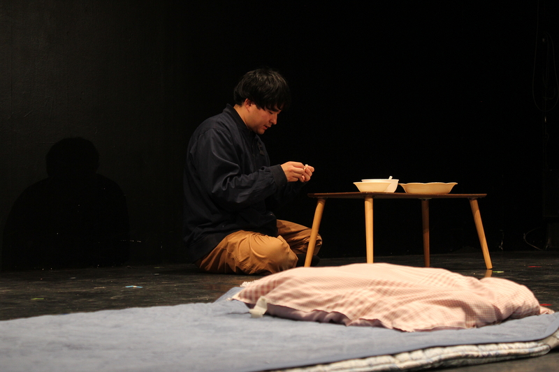 カブク『改装中』舞台写真
