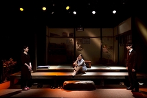 「縁側で呼んでいる。」2025