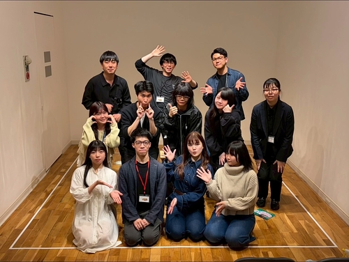 うまれなおし。旗揚げ公演「せかいのはじめ」集合写真