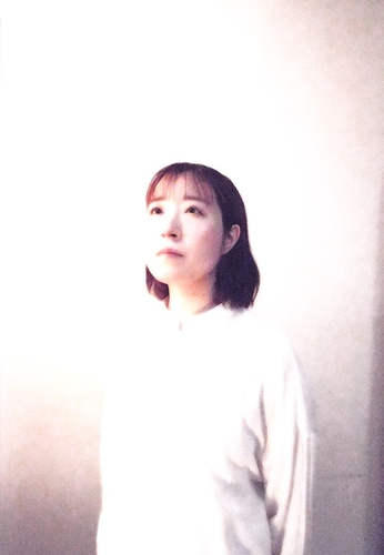 新乃舞子