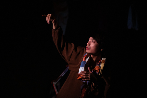 『Whoへの返事』舞台写真／撮影：西山珠生さま