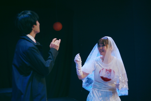 トゥモローメイロー　舞台写真