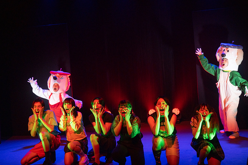 不気味なキグルミ